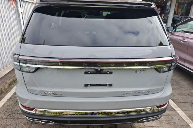 Used Lincoln Aviator 2024 3.0T V6 All-Wheel-Drive Luxury Edition Six Seats
