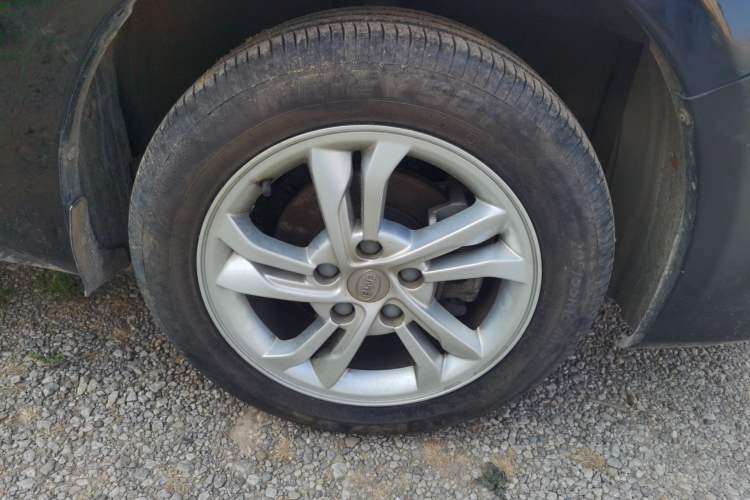 Used BYD Surui 2014 1.5L Manual Comfort Model
