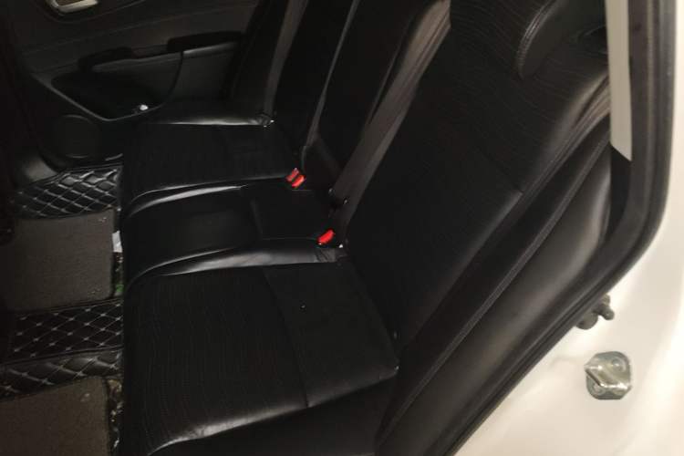 Used Honda Jade 2013 1.8L CVT Luxury Edition 5 seats