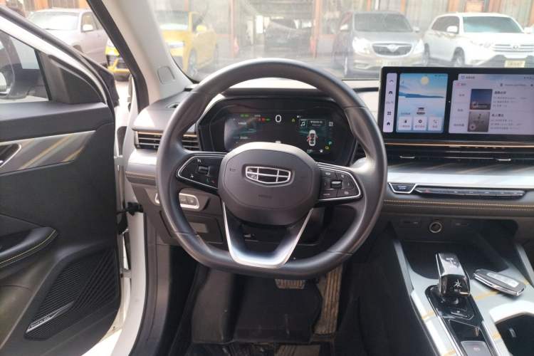 Used Geely Auto Emgrand L HiP 2024 Champion Edition 1.5TD-DHT Pro 100KM Superior Model