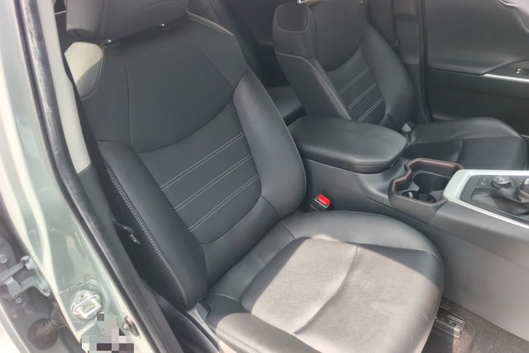 Used Toyota RAV4 2021 2.0L CVT Four-Wheel Drive Premium Edition