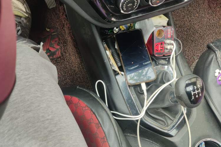 Used Soueast DX3 2018 1.5L Manual Luxury Model Gear Lever