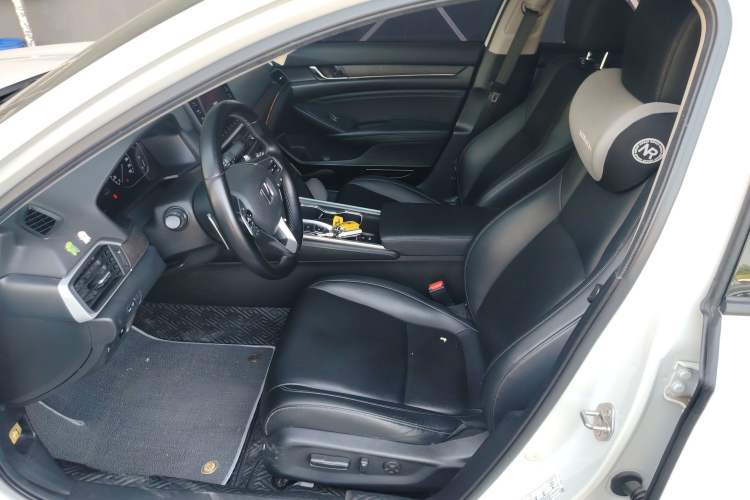 Used Honda Accord 2018 Rui Hybrid 2.0L Rui Ling Edition China VI
