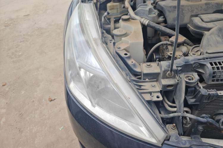 Used Nissan Teana 2011 2.0L XL Comfort Edition Right Front Headlight