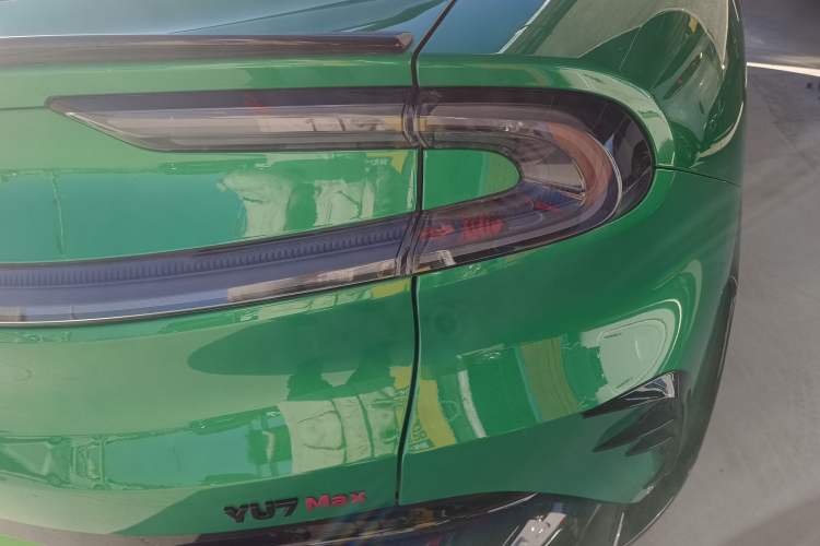 Used Xiaomi Auto YU7 2025 Ultra-Long Range High-Performance All-Wheel-Drive Max Edition