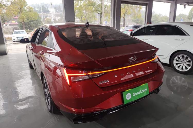 Used Hyundai Elantra 2021 1.5L CVT LUX Prestige Edition