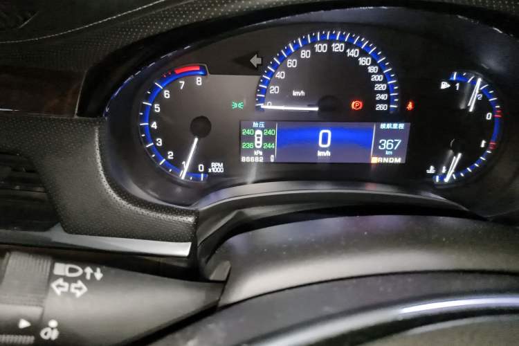 Used Cadillac XTS 2014 28T Luxury Model