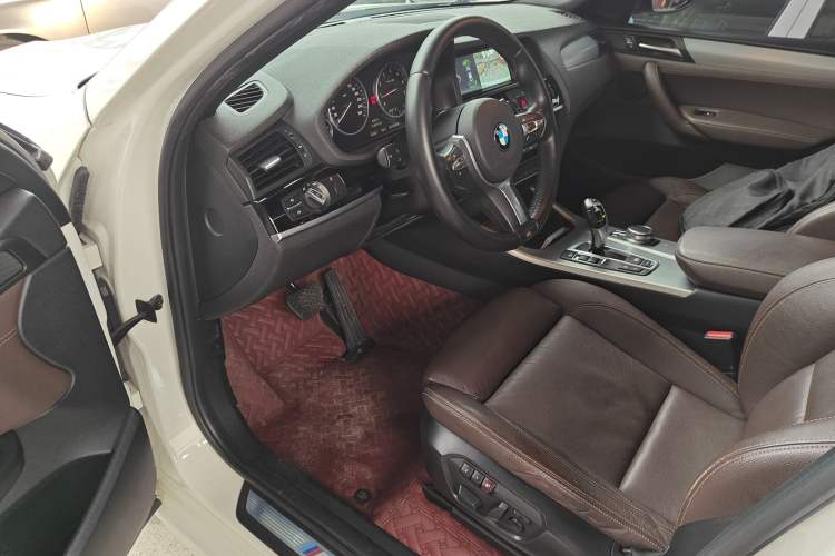 Used BMW X4 2016 xDrive20i M Sport Edition Driver Seat