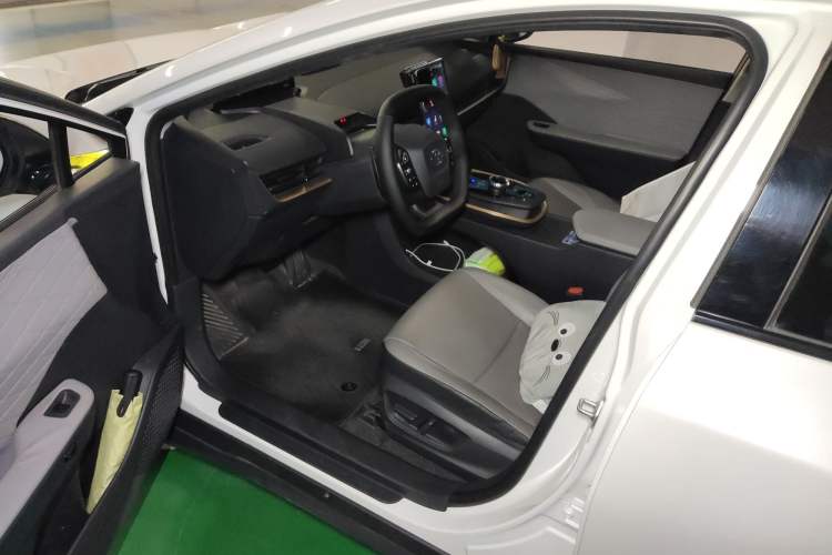 Used Toyota bZ3 2024 517 km Elite PRO
