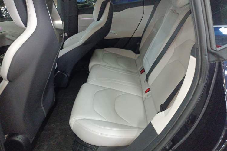 Used Xiaomi Auto SU7 2024 Rear-Drive Ultra-Long Range Advanced Pro-Level Intelligent Driving Version
