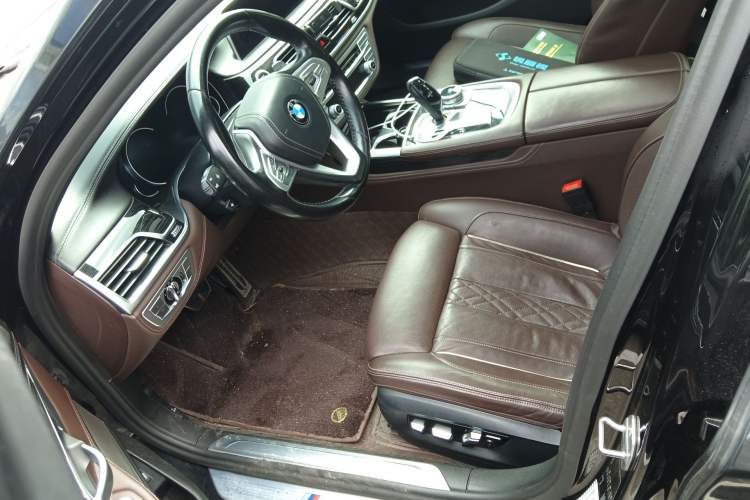 Used BMW 7 Series 2018 740Li M Sport Package Leading Model Left Front Seat