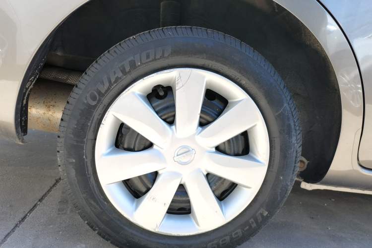Used Nissan Sunny 2015 1.5XE Manual Comfort Edition Right Rear Wheel Hub