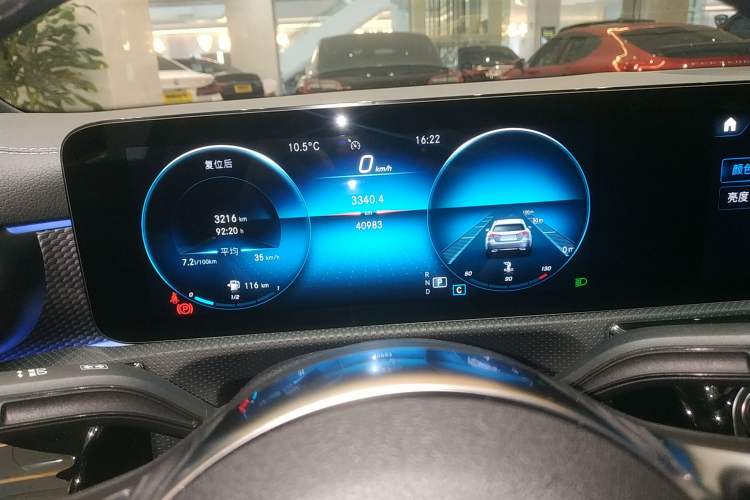 Used Mercedes-Benz A-Class 2021 A 200 L Sport Sedan Fashion Model
