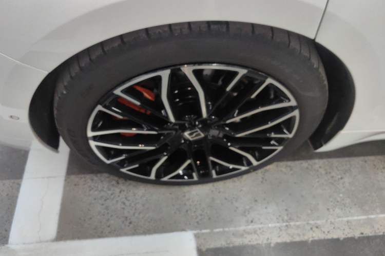 Used Zeekr 001 2025 YOU Edition 100 kWh All-Wheel Drive