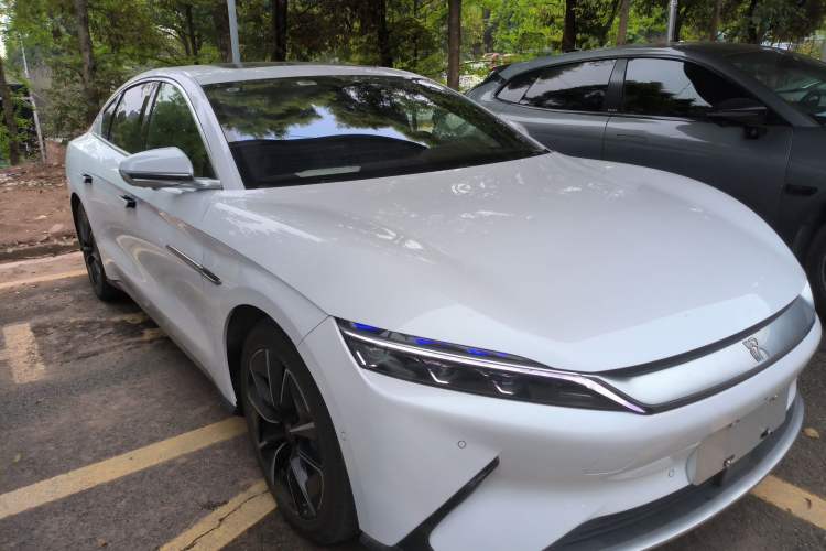 Used BYD Han 2020 EV Four-Wheel Drive High-Performance Flagship Model
