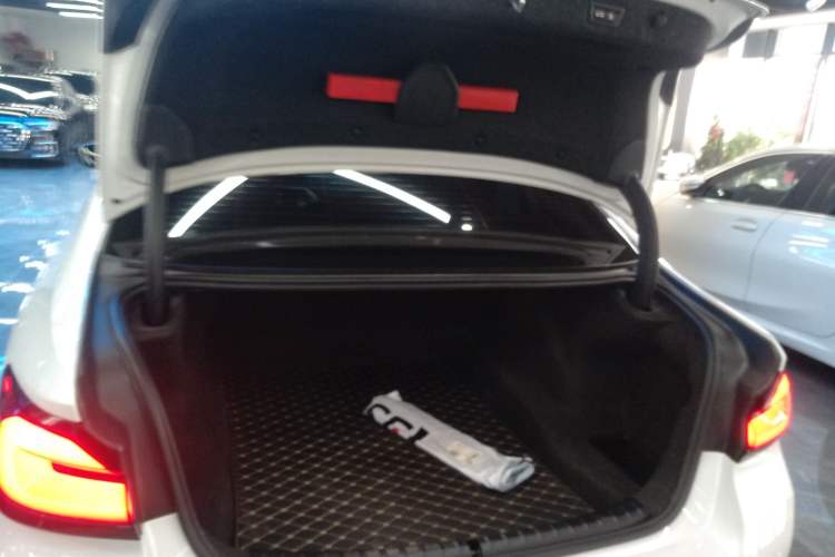 Used BMW 5 Series 2022 Second Facelift 530Li Leading Edition M Sport Package