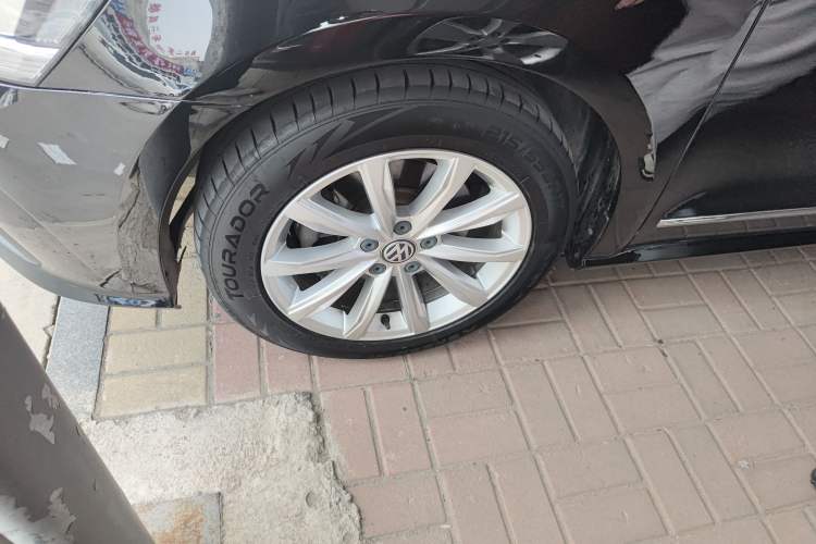 Used Volkswagen Passat 2017 330TSI DSG Luxury Edition
