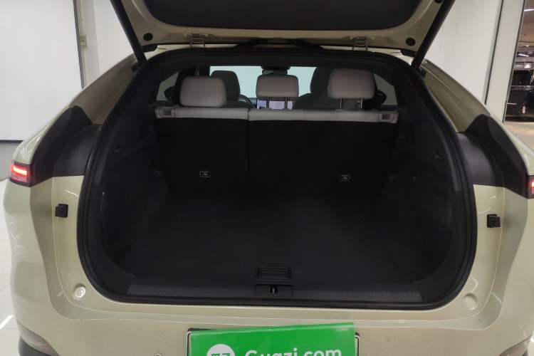 Used XPeng G6 2025 725 Ultra-Long Range Max Flagship Edition