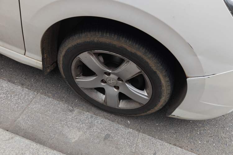 Used Peugeot 308 2014 Enjoy Edition Classic 1.6L Automatic Premium Model