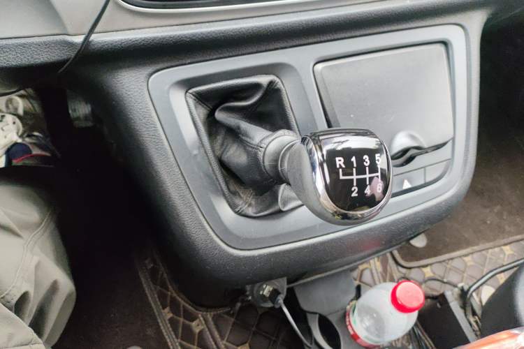 Used SAIC MAXUS G10 2018 PLUS 1.9T Manual Elite Edition Diesel
