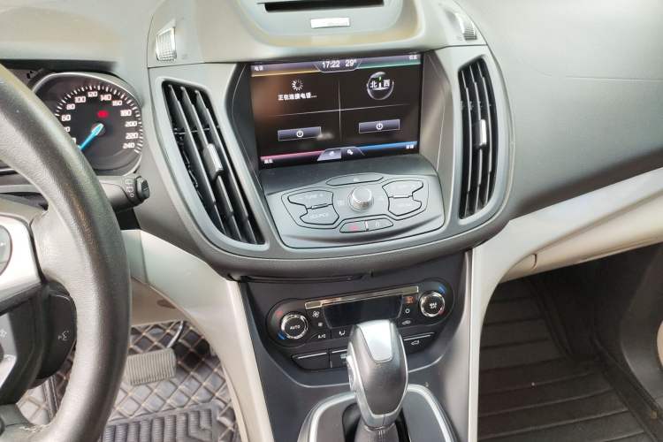 Used Ford Kuga 2013 2.0L GTDi Four-Wheel-Drive Elite Model
