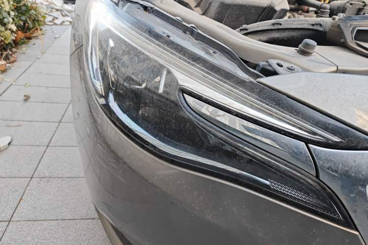 Used Buick GT 2018 18T Automatic Elite Model
