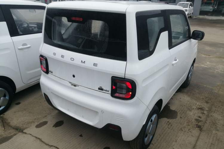 Used Geely Galaxy Panda 2024 Panda Mini 200km Endurance Bear