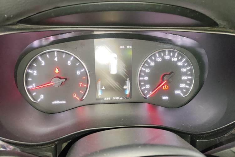 Used BYD Song MAX 2018 1.5T Manual Smart Connect Luxury 6-Seater
