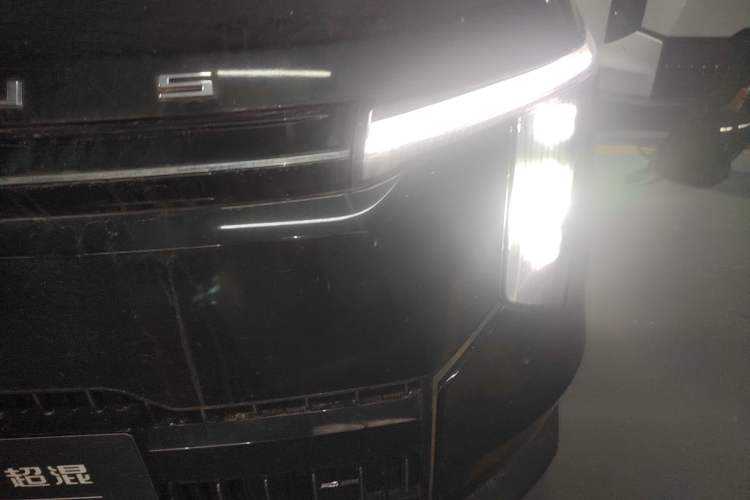 Used SAIC MAXUS Dajia 7 2024 Revised Version Super Hybrid Long-Range Edition Enjoyment Version
