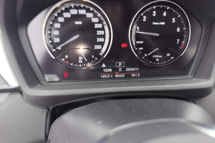 Used BMW X1 2019 sDrive20Li Leading Model Odometer Close Up