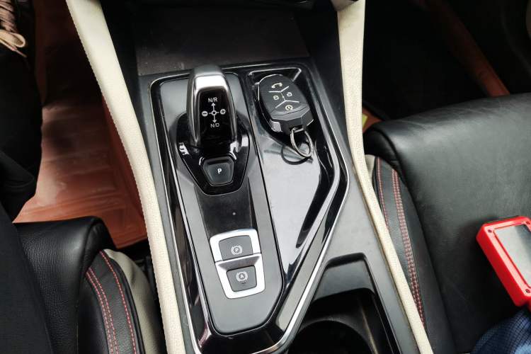 Used Lynk & Co 02 2018 1.5T DCT Two-Wheel Drive Zhaopu Version China V Standard
