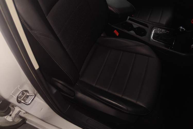 Used Volkswagen Lavida 2018 1.5L Automatic Comfort Edition China V Standard
