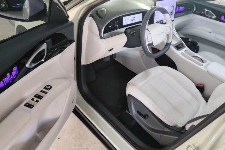 Used Geely Galaxy Geome 2025 UP 410km Exploration+ Edition
