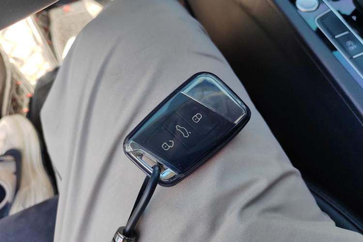 Used Volkswagen Magotan 2018 330TSI DSG Luxury Model