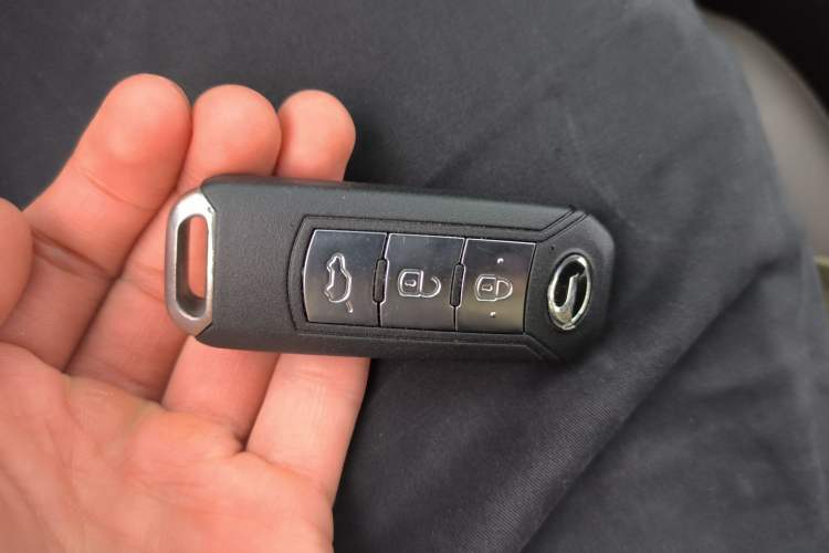 Used GAC Trumpchi GS4 2017 235T Automatic Two-Wheel Drive Luxury Smart Connectivity Version