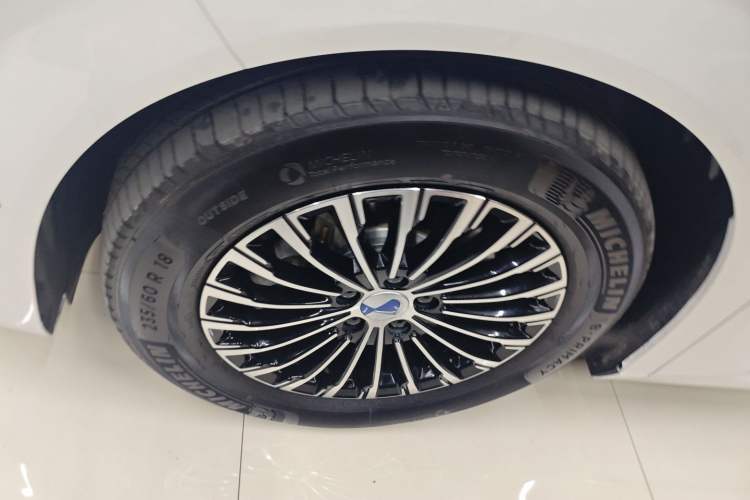 Used Denza D9 2022 DM-i 970 Four-Wheel Drive Flagship Model