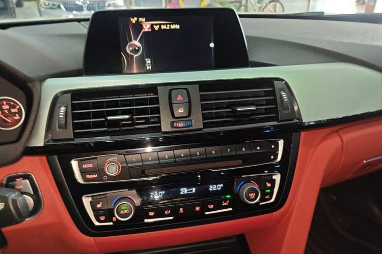 Used BMW 4 Series 2016 420i Design Package Model

