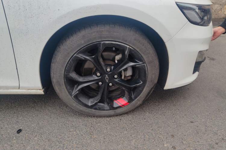 Used Chevrolet Malibu XL 2019 Redline 550T Automatic RuiLian Edition Right Front Wheel Hub