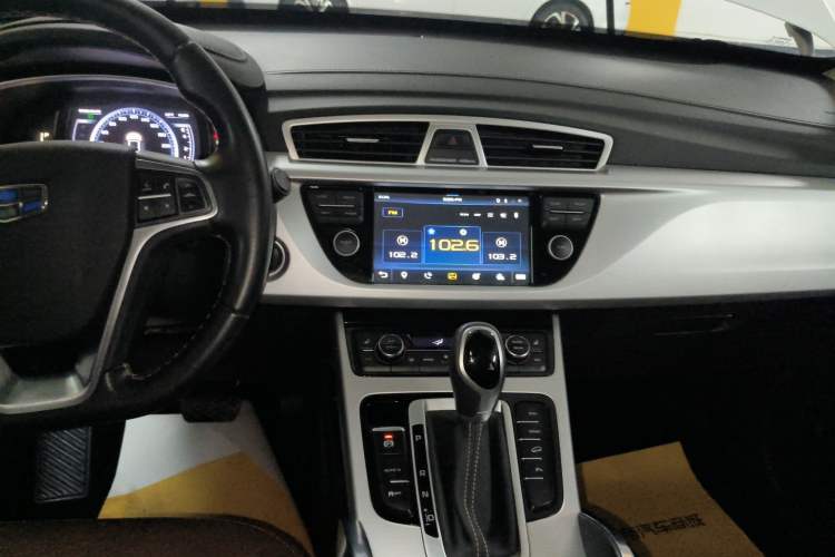 Used Geely Auto Emgrand X7 Sport 2016 1.8TD Automatic ZhiZun Version