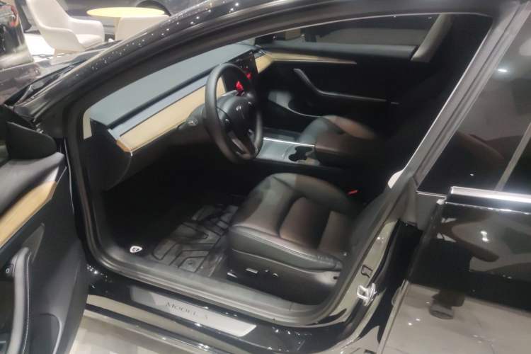 Used Tesla Model 3 2022 Rear-Wheel-Drive Version
