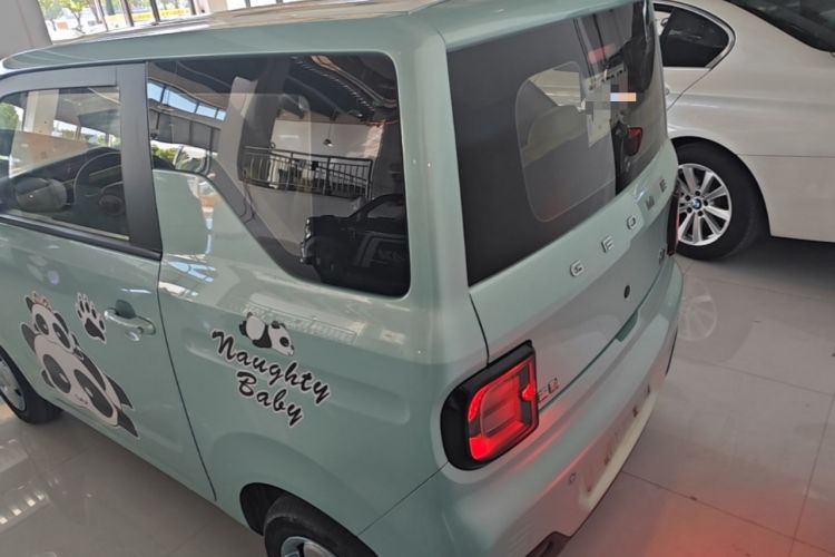 Used Geely Galaxy Panda 2023 Panda Mini 200km Endurance Bear