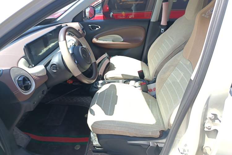 Used Wuling Bingo 2024 333 km Enjoyment Version Left Front Seat