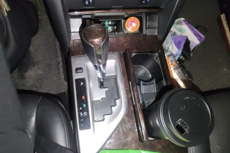 Used Toyota Camry 2015 2.0G Premier Edition