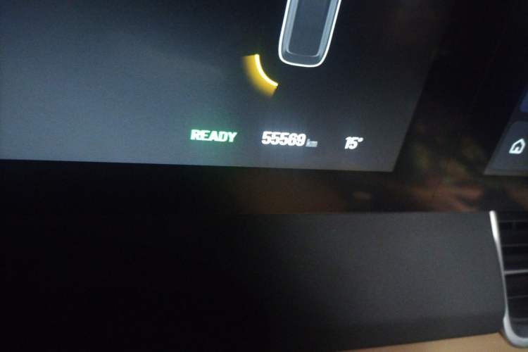 Used Li Auto ONE 2021 Extended-Range 6-Seater Version Odometer Close Up