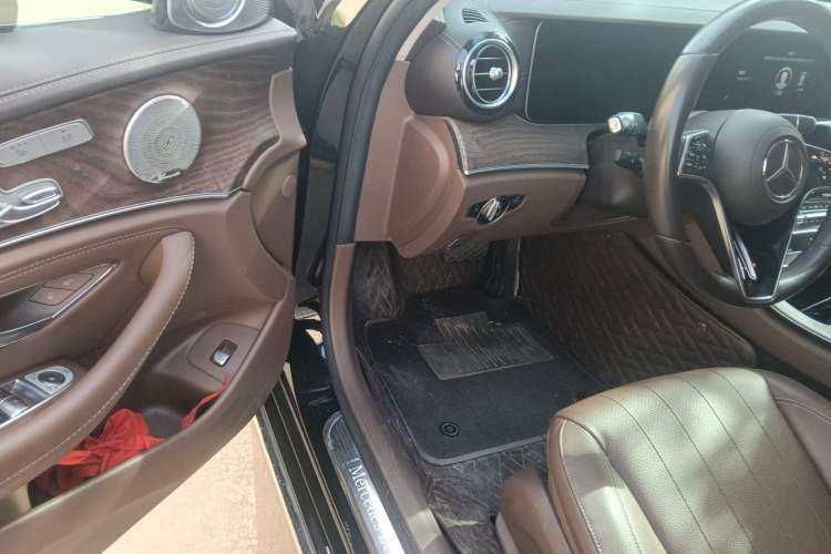 Used Mercedes-Benz E-Class 2022 Revised Version E 300 L Luxury Edition
