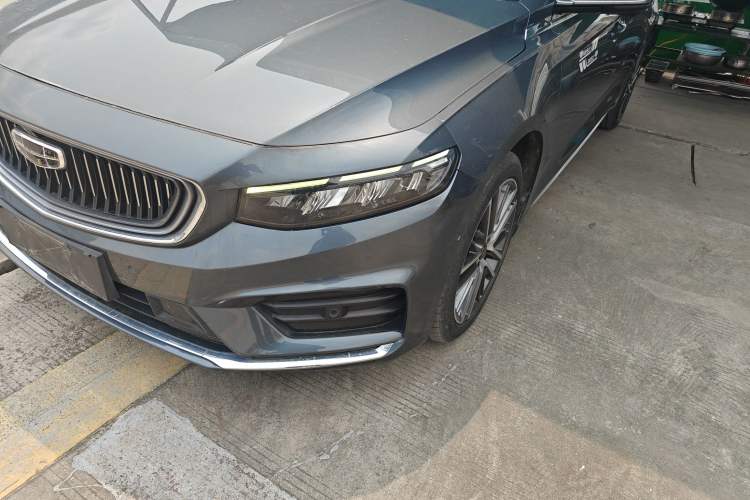 Used Geely Auto Preface 2021 Revised Version 2.0TD Luxury Edition Left Front Headlight