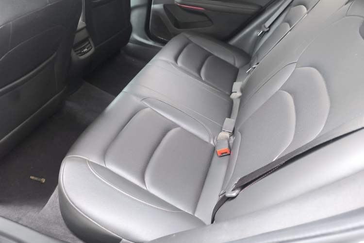 Used Chevrolet Monza 2019 RS 330T Automatic Comfort Edition China VI Standard Left Rear Seat