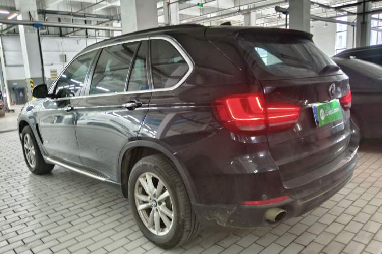 Used BMW X5 2015 xDrive28i
