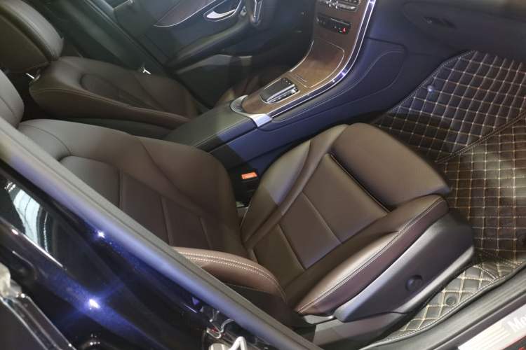 Used Mercedes-Benz GLC 2022 Refreshed GLC 300 L 4MATIC Dynamic Edition