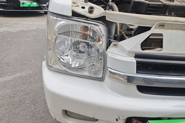 Used Suzuki Wagon R 2019 Revised Version 1.4L Manual – Deluxe Edition Right Front Headlight